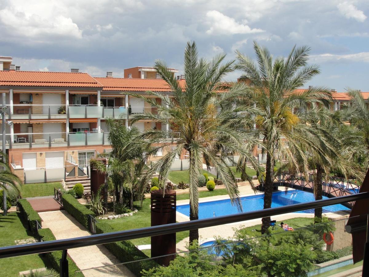 Acogedor Apartamento Con Piscina En Vilafortuny, Cambrils Eksteriør billede
